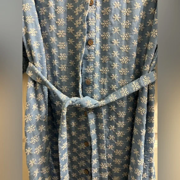 Light Blue Embroidered Floral Shirt Maxi Dress with Belt - Picture 3 of 4